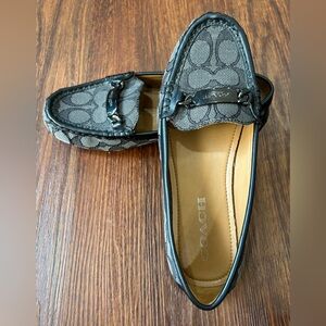 Women’s Coach Shoes 6 B Olive Signature Monogram Flat Loafers Black Gray‎ A01918
